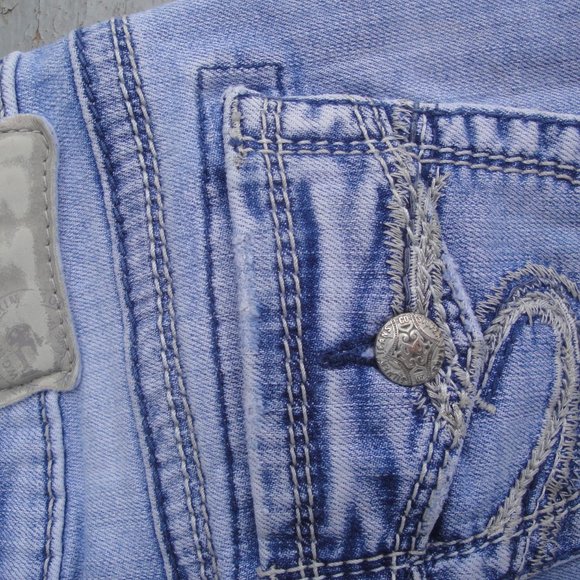 Silver Jeans Co. Aiko Mid Capri Super Stretch W26/L22 - Picture 9 of 10